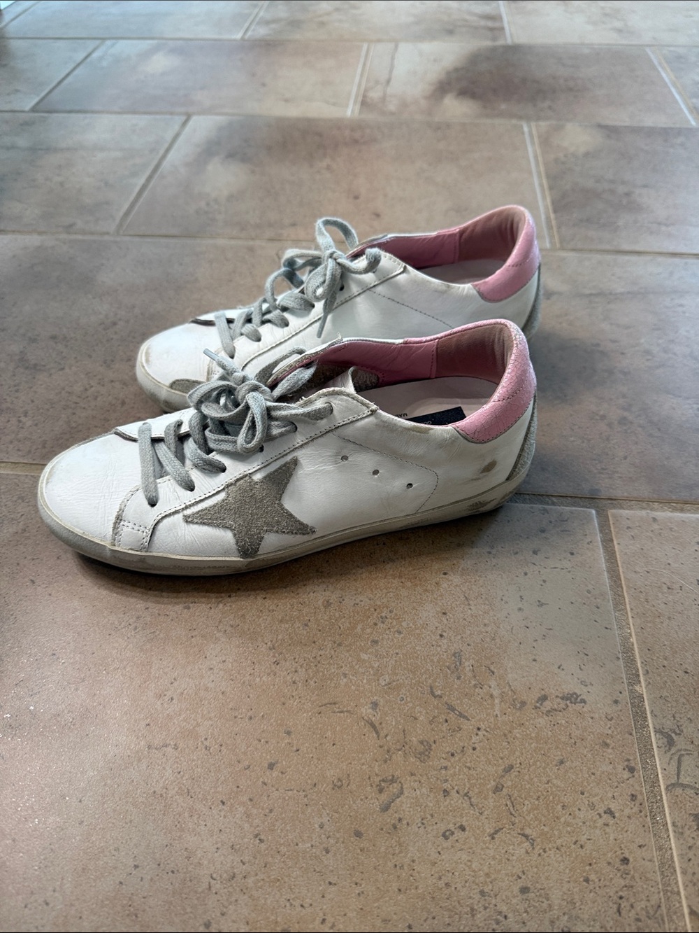 Golden goose size 7